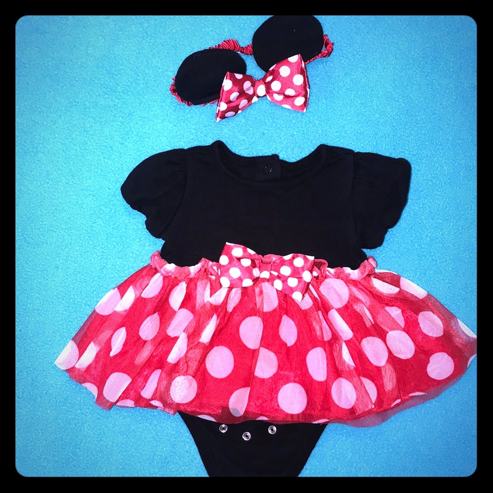 EUC Minnie outfit with headband ears